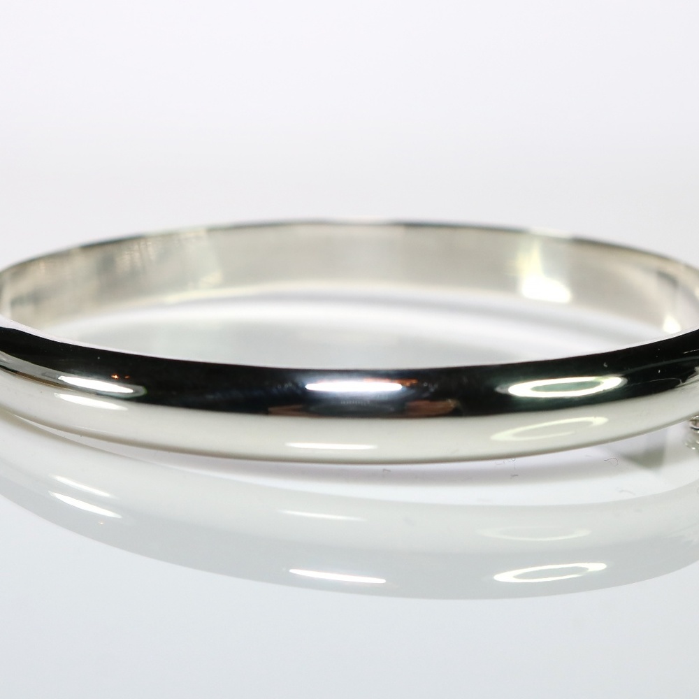 Sterling Silver Bangle bracelet
